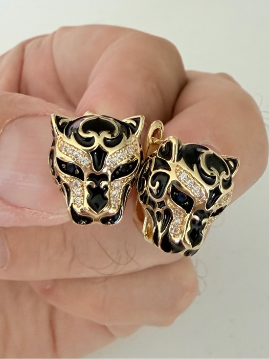 Zara Jewelry - Leopard Head Stud Earrings.